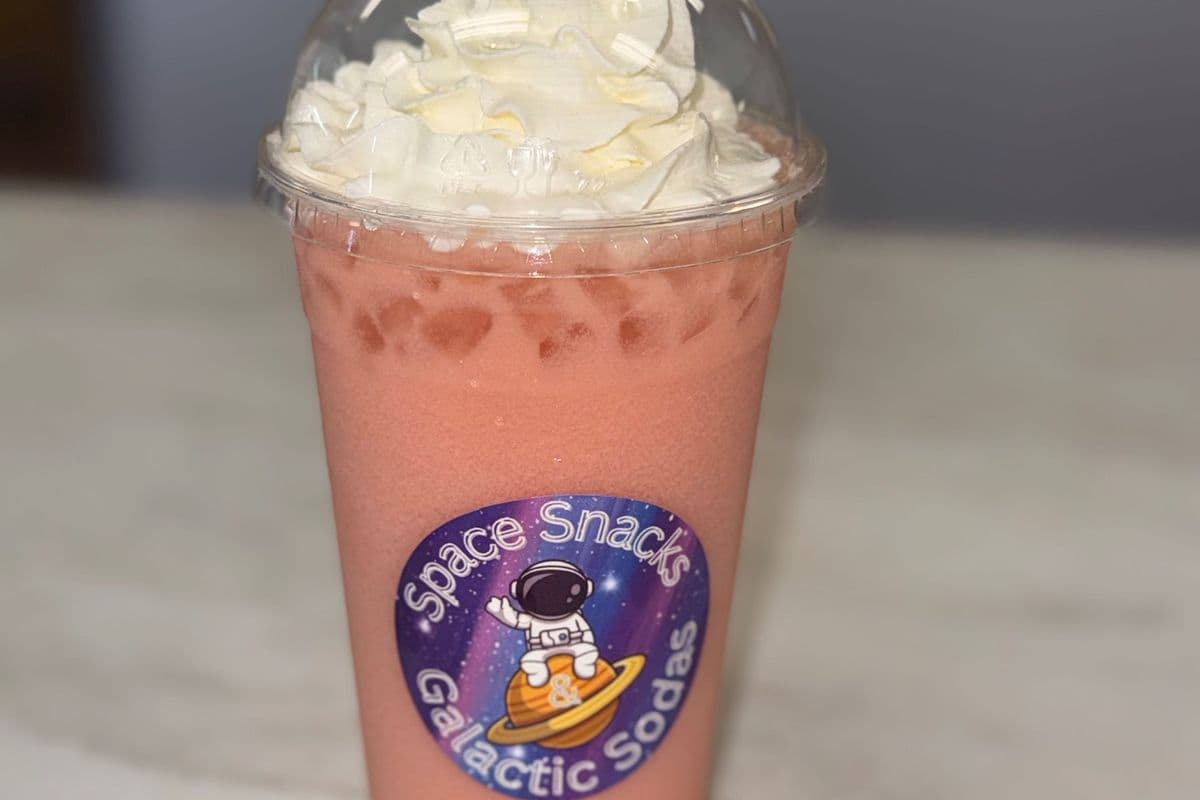 Strawberries & Cream Redbull