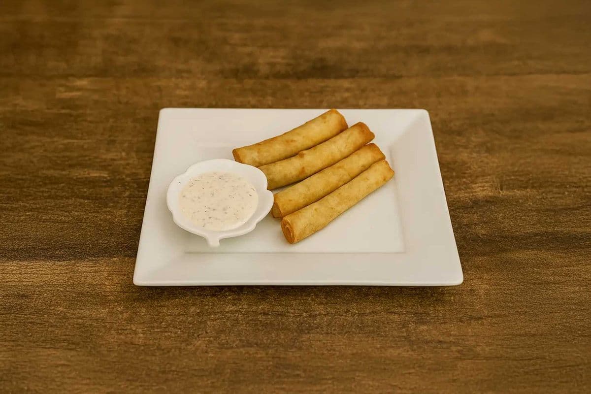 Sigara or Cigar Borek (8 Pieces)