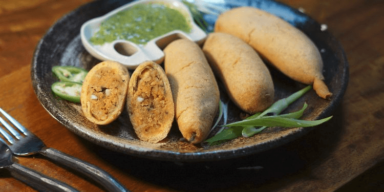 MIRCHI BAJJI (Spicy)