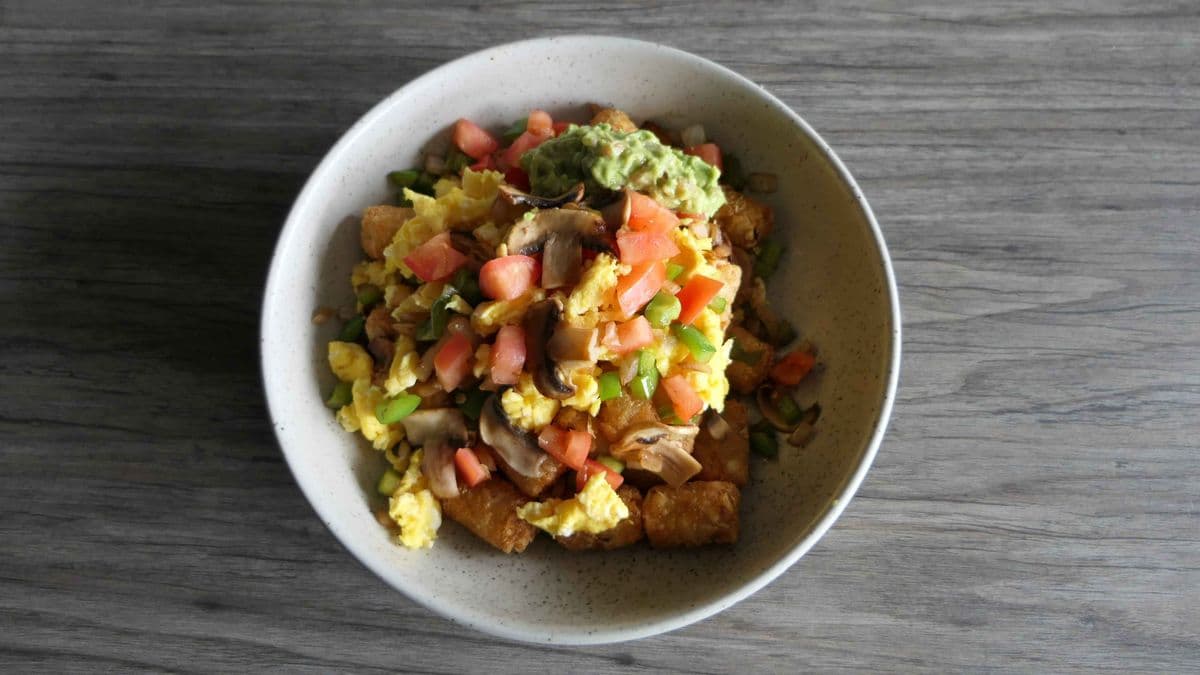 Veggie Garden Breakfast Bowl