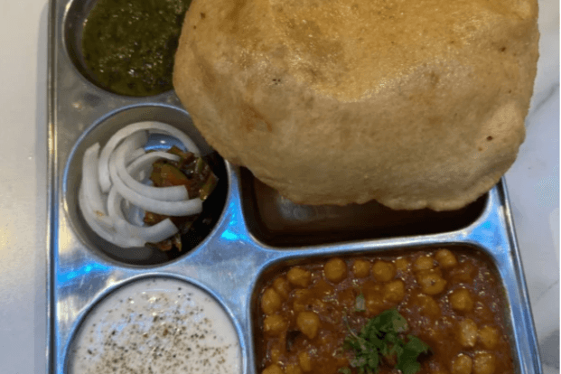 Chana Bhatura (2 pcs)