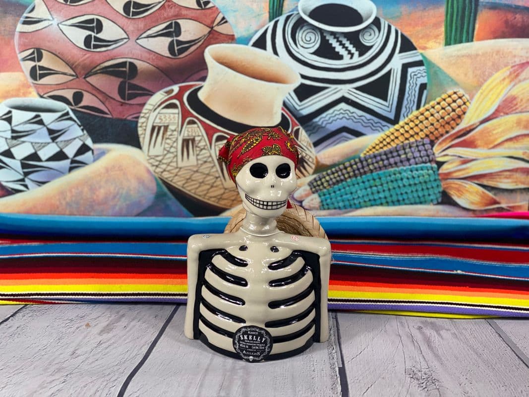 Los Azuleos Skelly Blanco Tequila (750 ml)