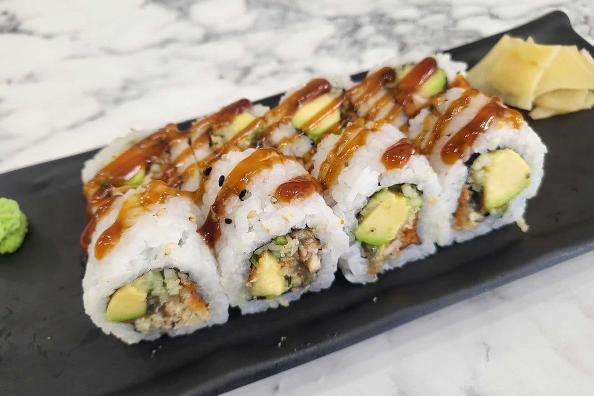 R10. Hot Unagi Roll (8 pcs)