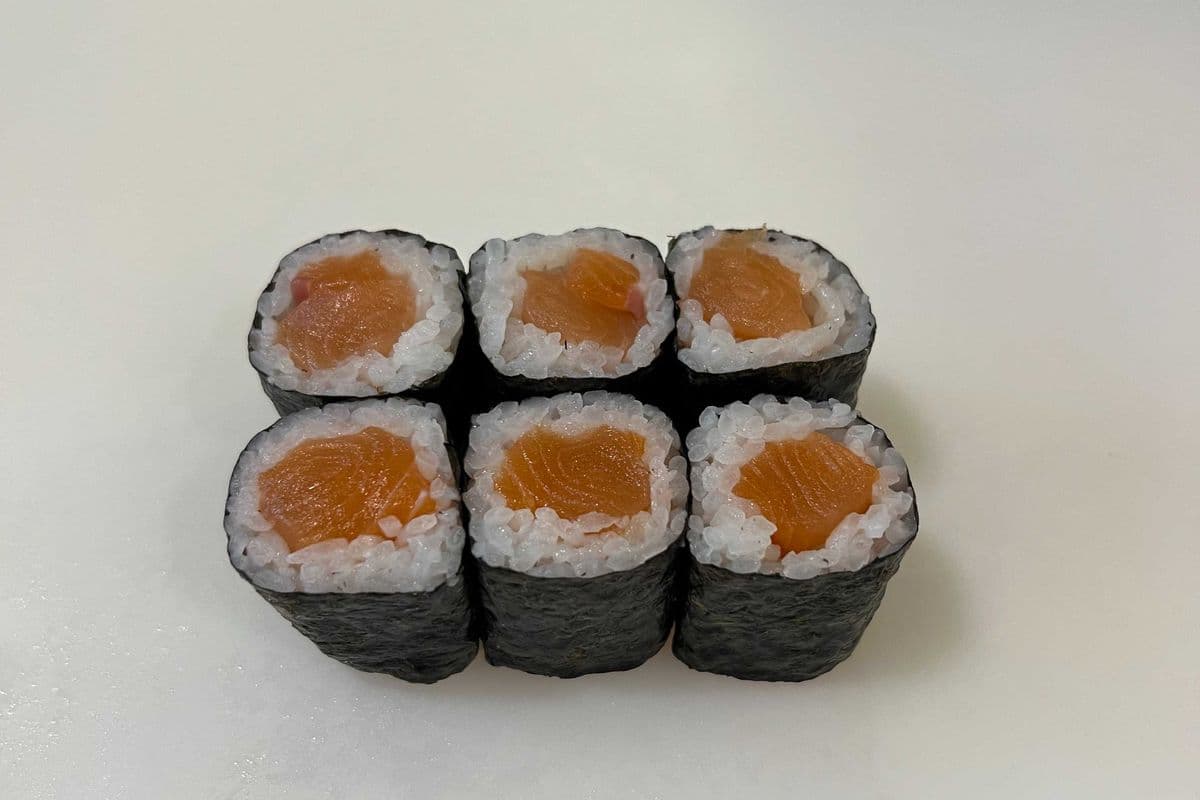 Salmon Maki