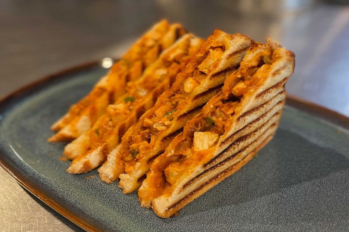 Grilled Chicken Sandwich with Fries