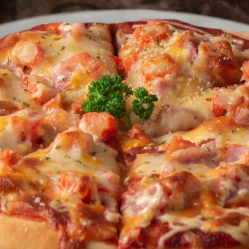 12" Pizza fruit de mer / 12" Seafood Pizza