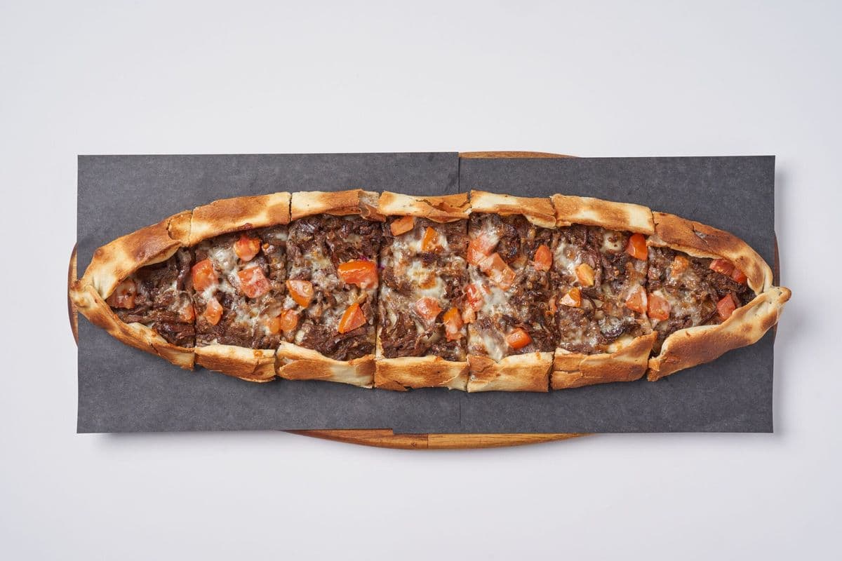 Beef Doner Pide