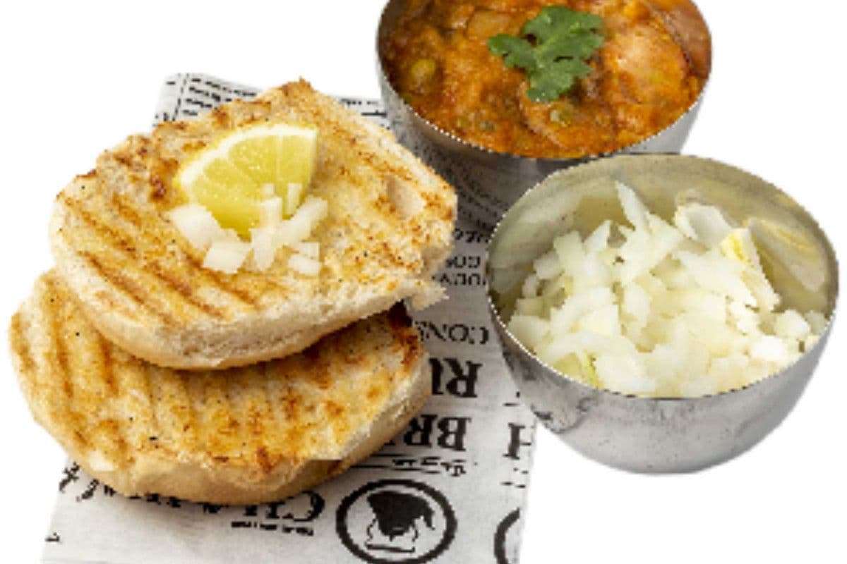 Pav Bhaji (527 Cal)