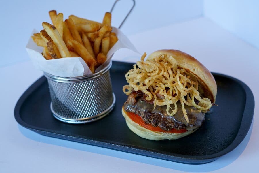 MAN'S MAN BURGER