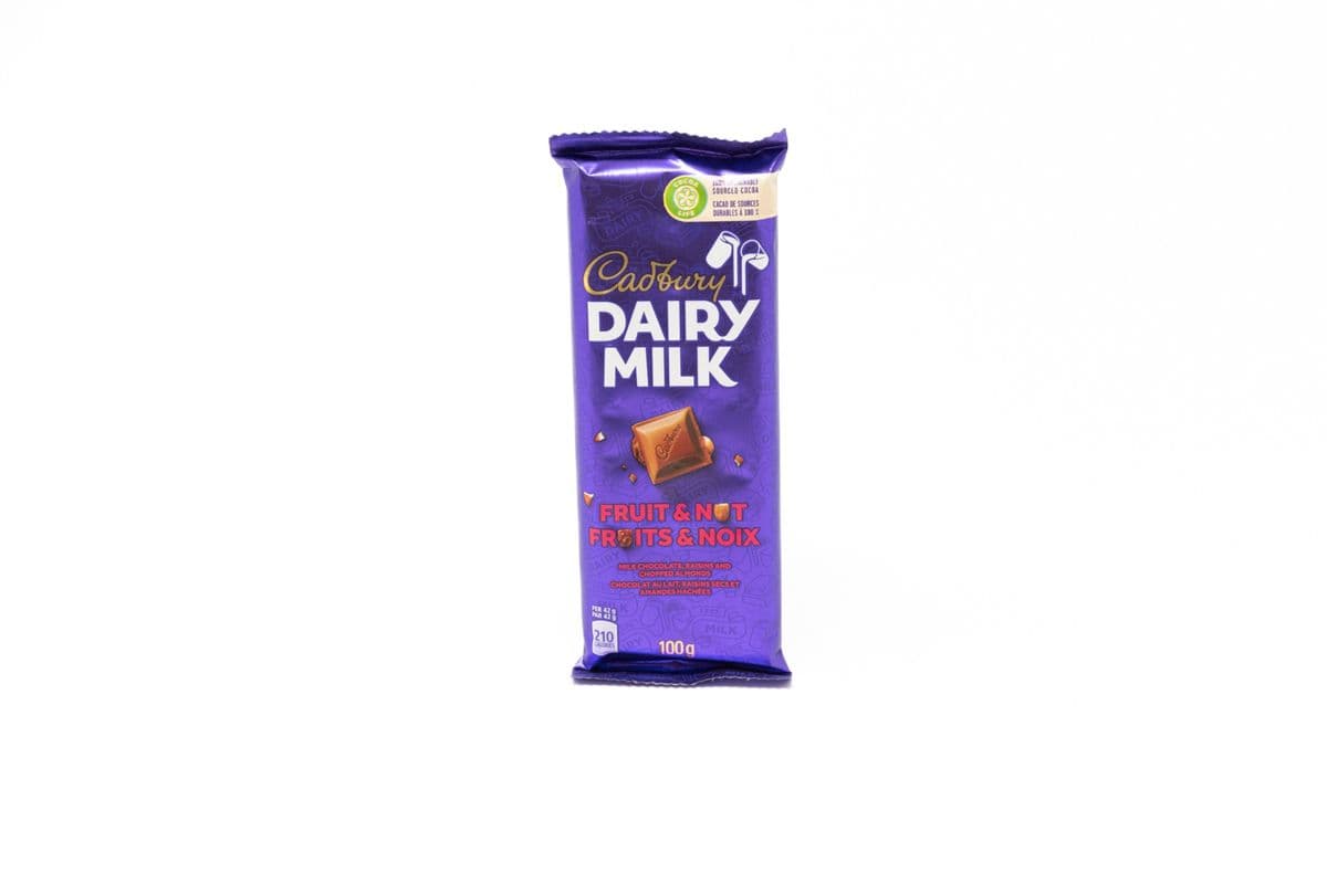 Dairy Milk Fruit & Nuts (100 g)