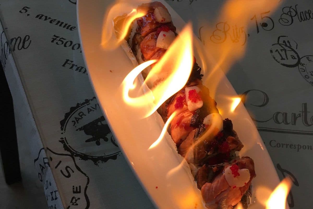 Unagi Flame Roll