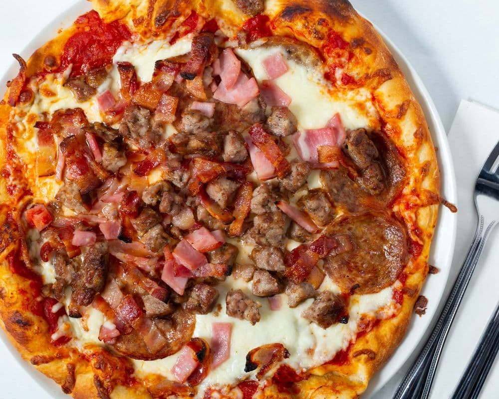 Pizza calabrese