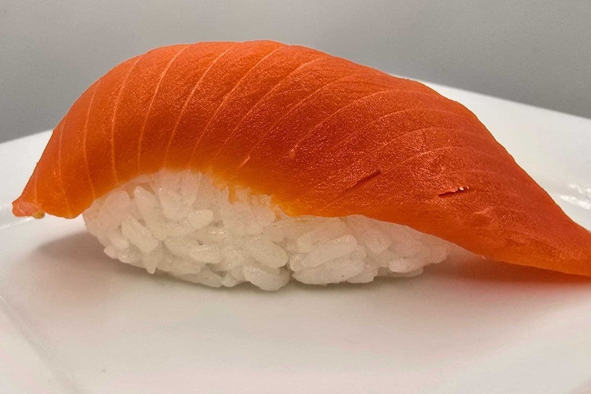 Sockeye Nigiri (1pcs)