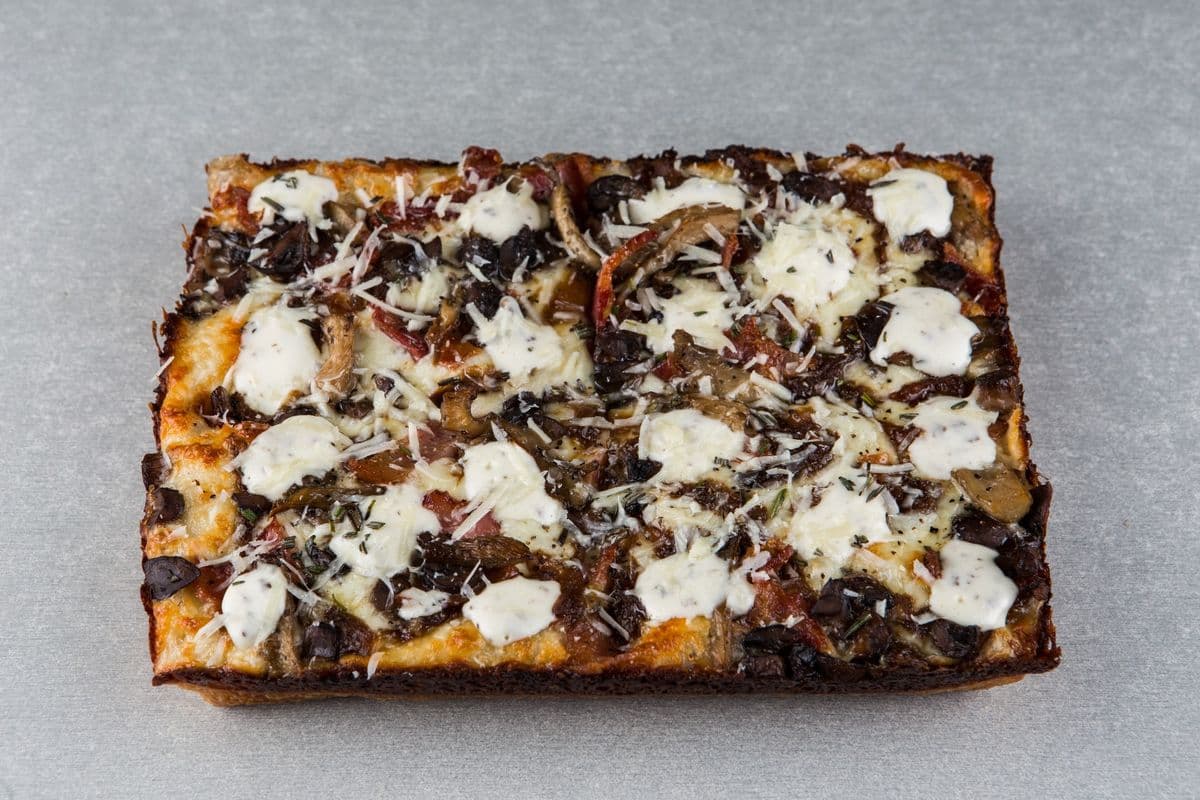 Large Wild Mushroom pizza