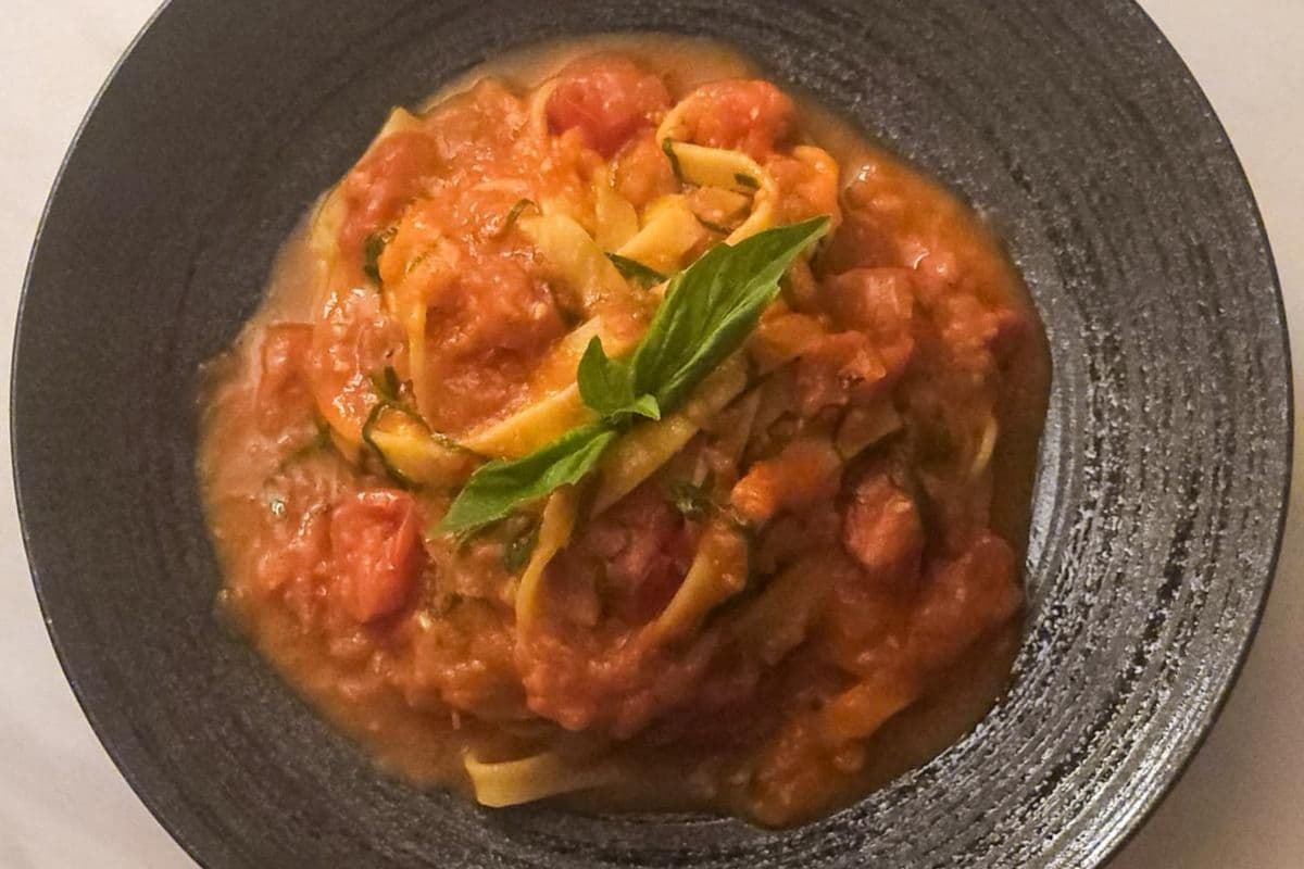 House Tomato Pasta