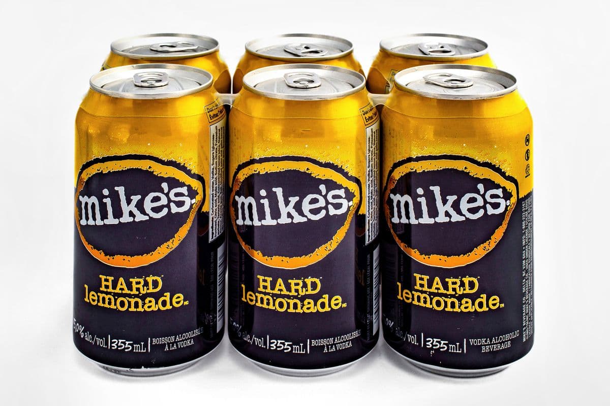 Mikes Hard Lemonade (6 x 355ml)