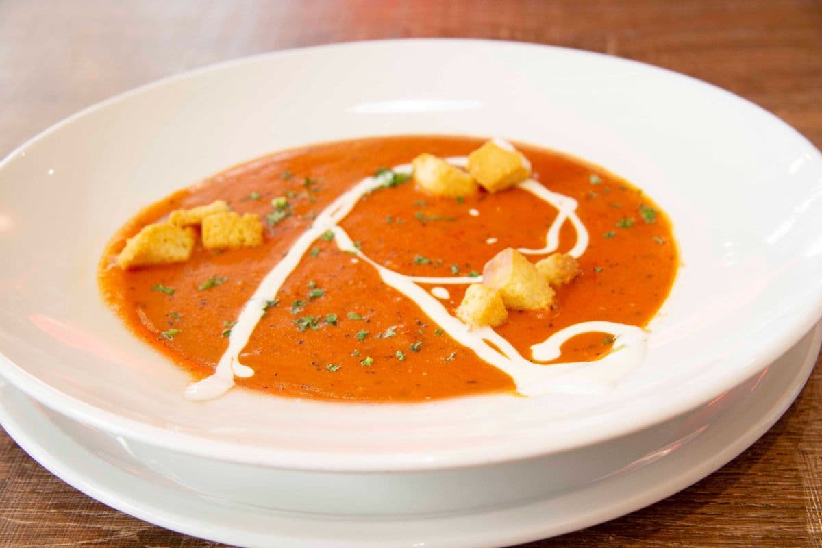 Tomato Basil Bowl Soup