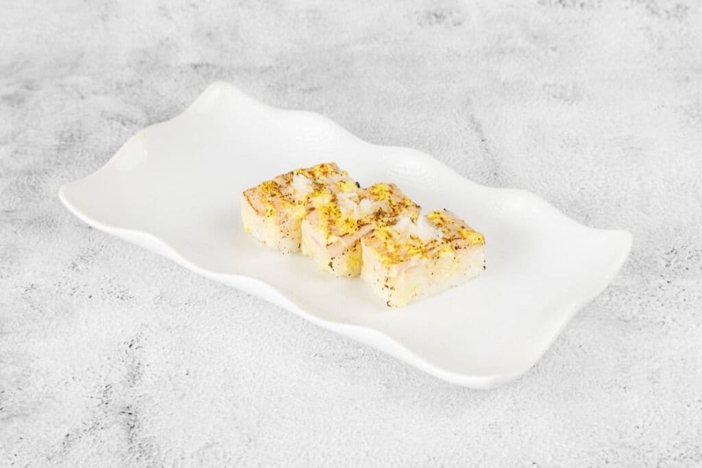 Aburi Wasabi Tuna Sushi (3pcs)
