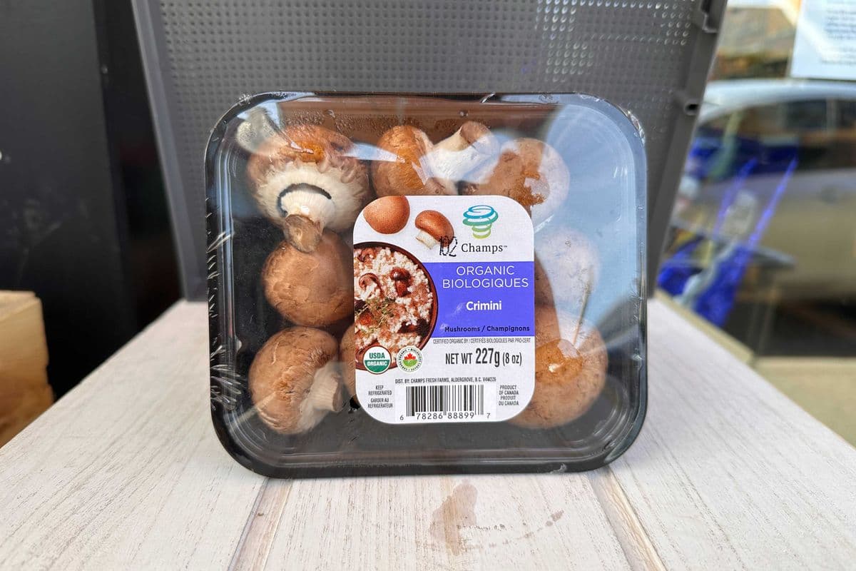 Brown Organic Mushrooms (8 oz)