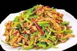 Sauteed Shredded Pork with Green Pepper 青椒干丝肉丝