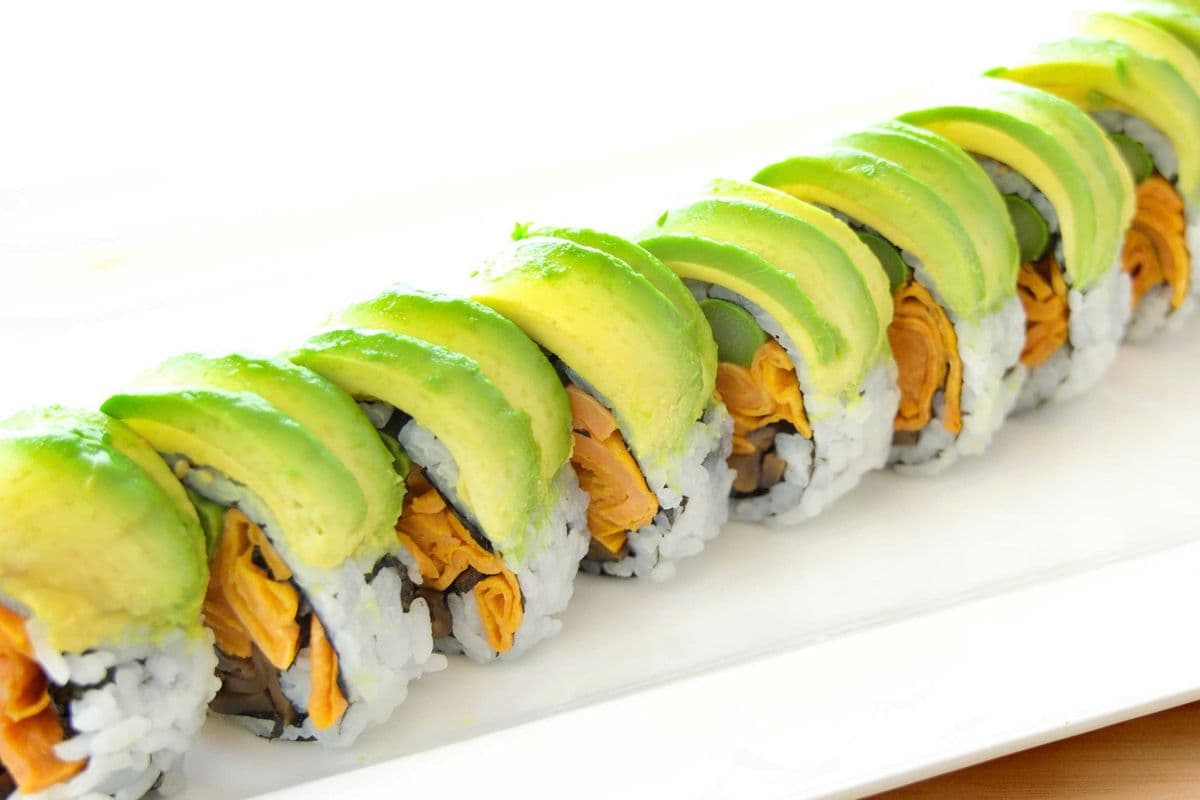 S20. Veggie Dragon Roll