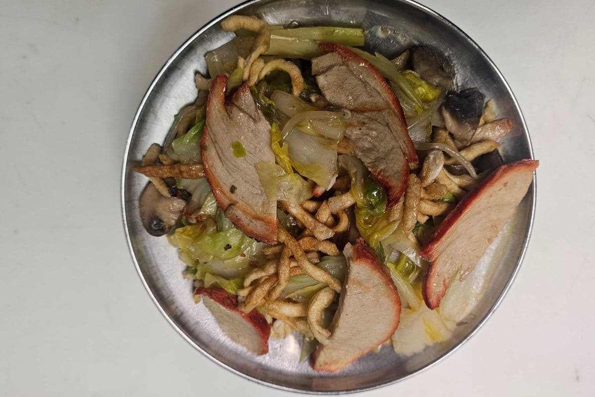 Large BBQ Pork Chow Mein