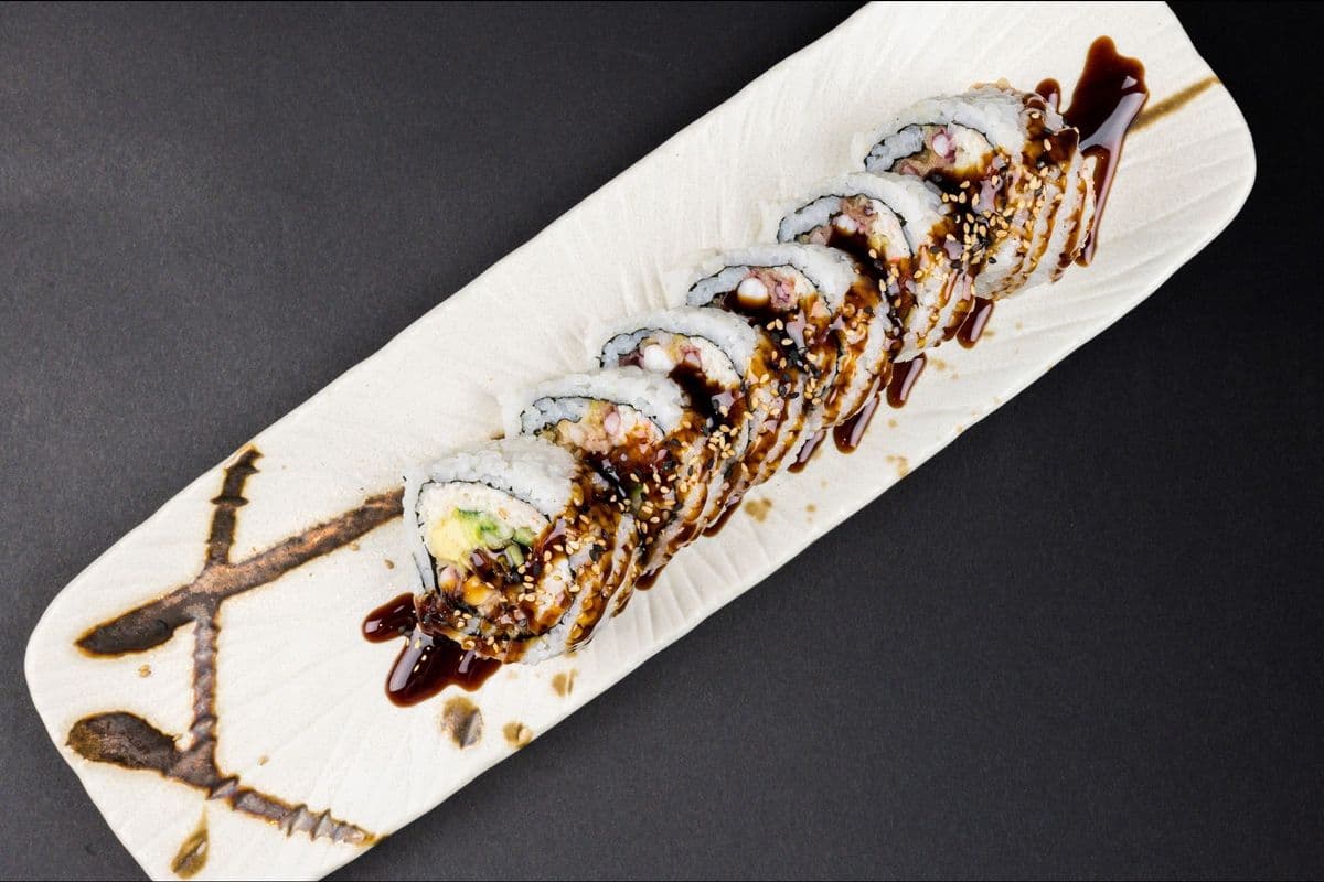 Calamari Roll (6 Pieces)