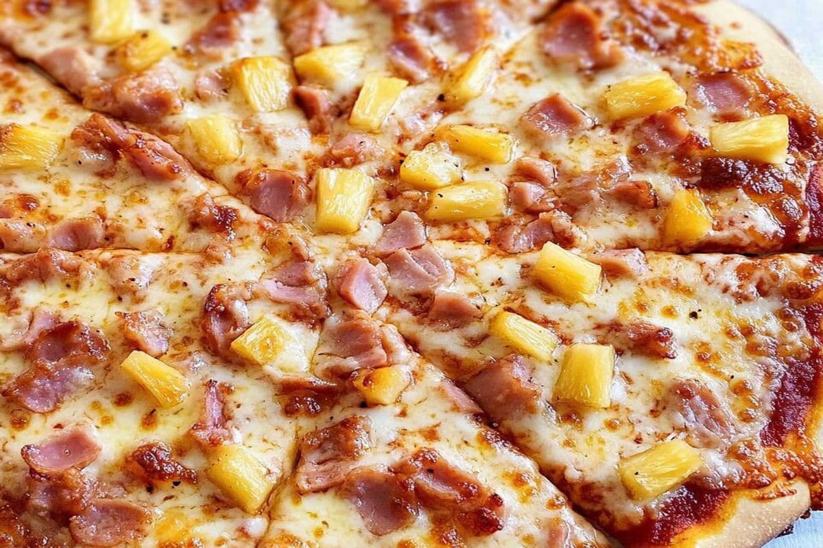 5. 10" Small Hawaiian Pizza