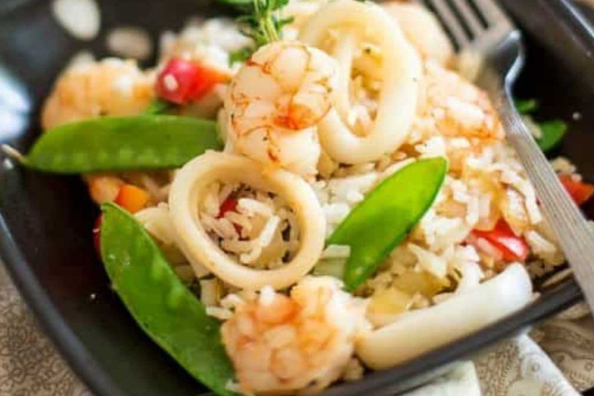 18. Double-down Cheese Alfredo Mixed Seafood