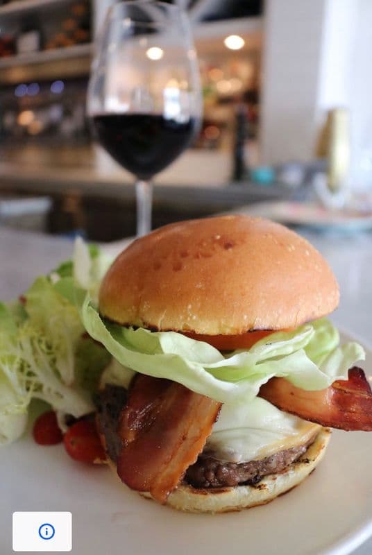 QB Burger