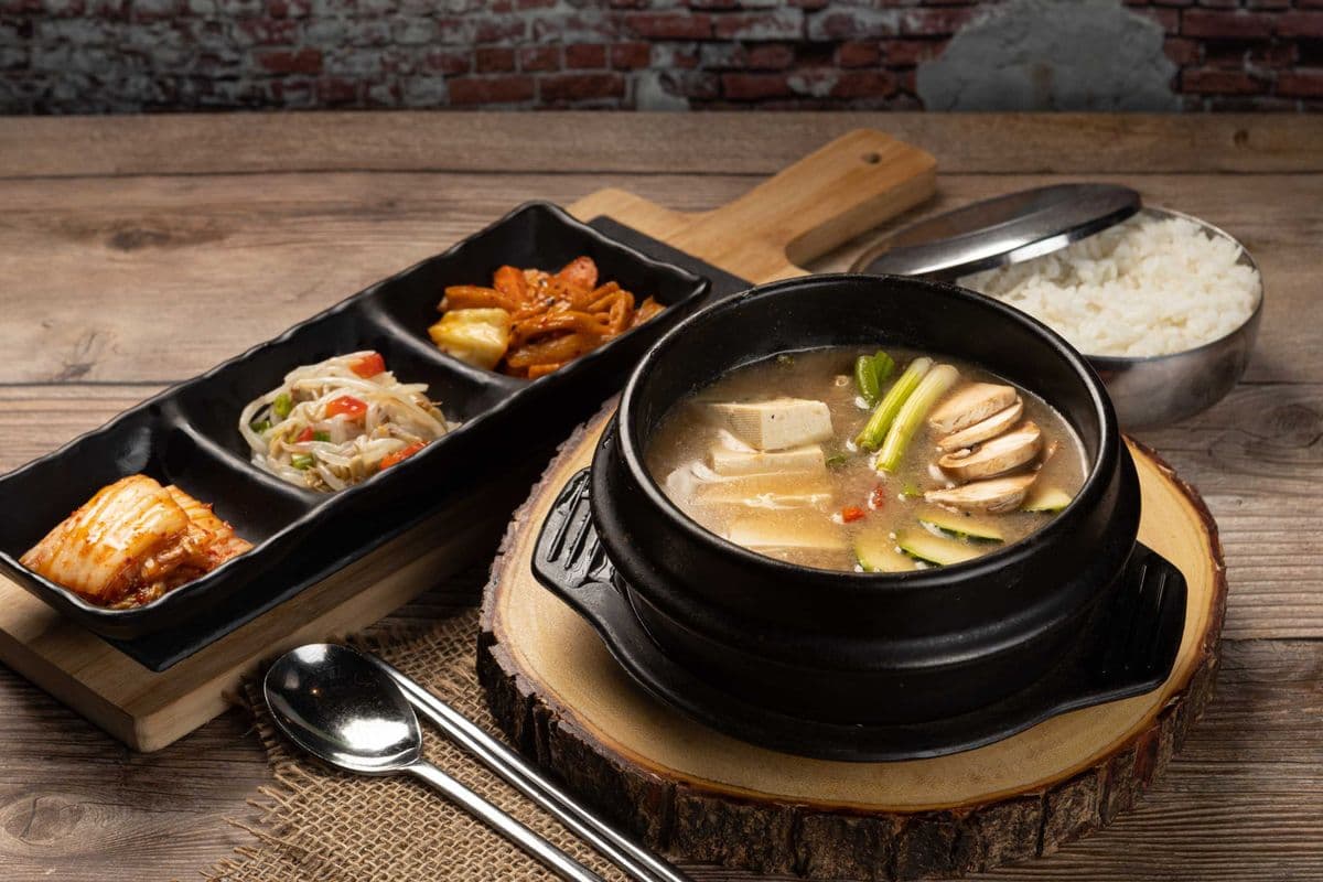 Deonjang Jjigae