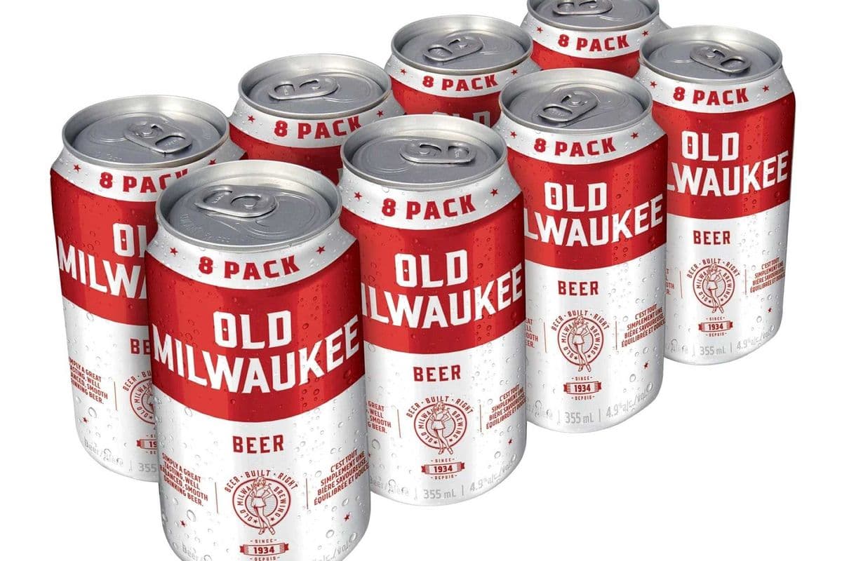 Old Milwaukee, 8pk-355ml Can Beer (4.9% ABV) 8 ct (1 x 355 ml)