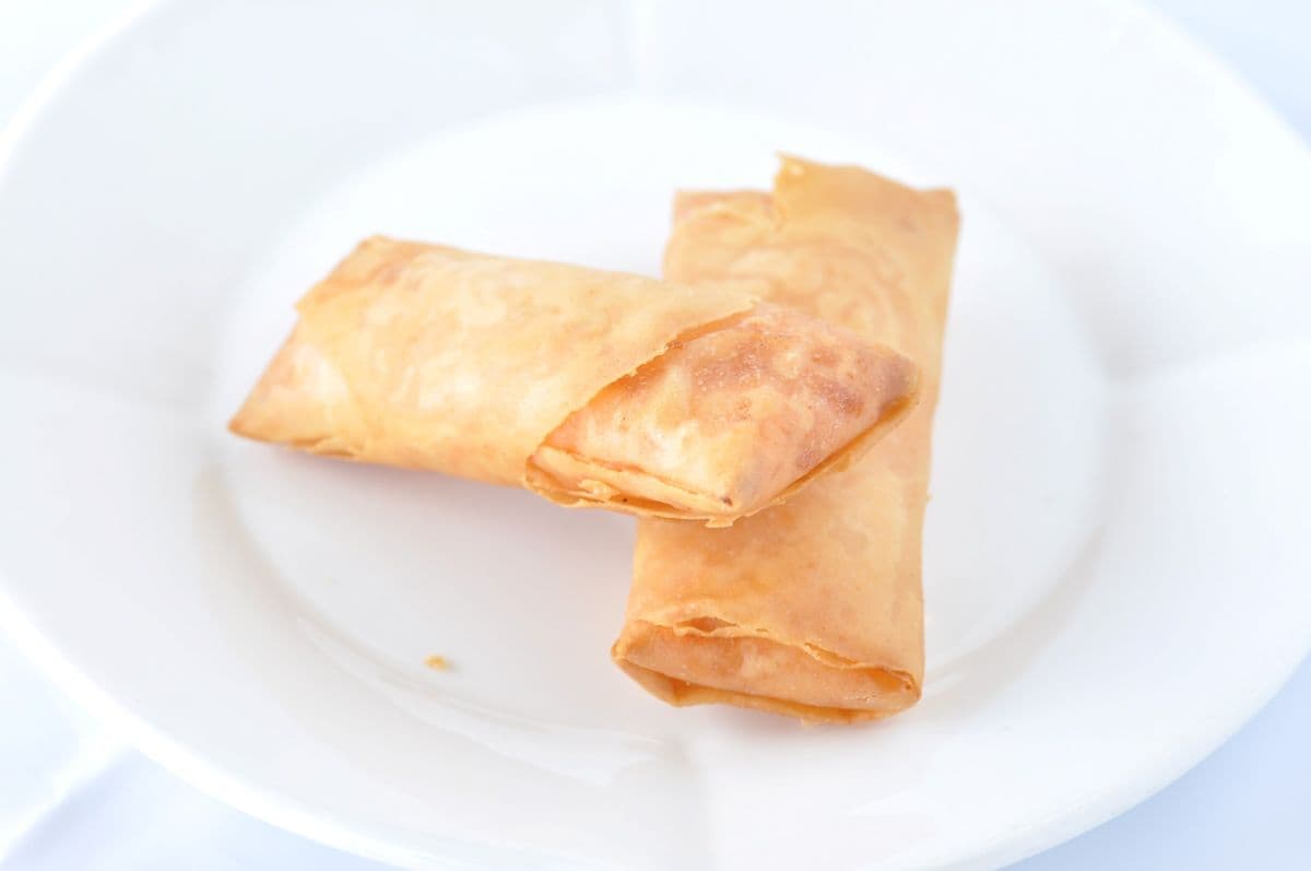 33. Shrimp Spring Roll (2 pcs)