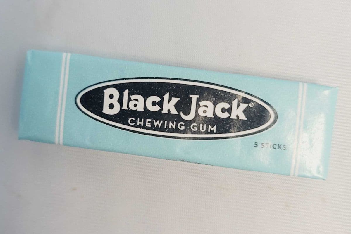 Black Jack Chewing Gum! (5 sticks) (12.5 g)
