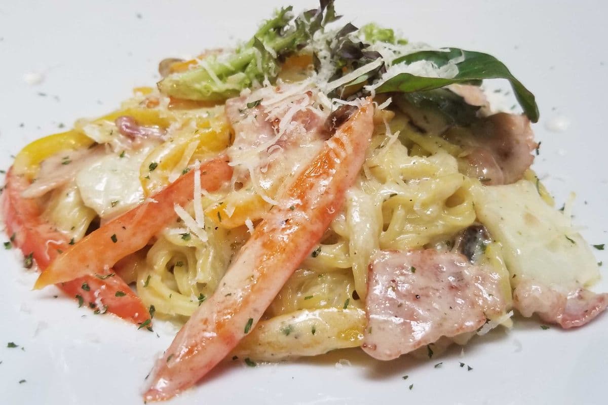 Bacon White Garlic Ramen (Pasta Style)