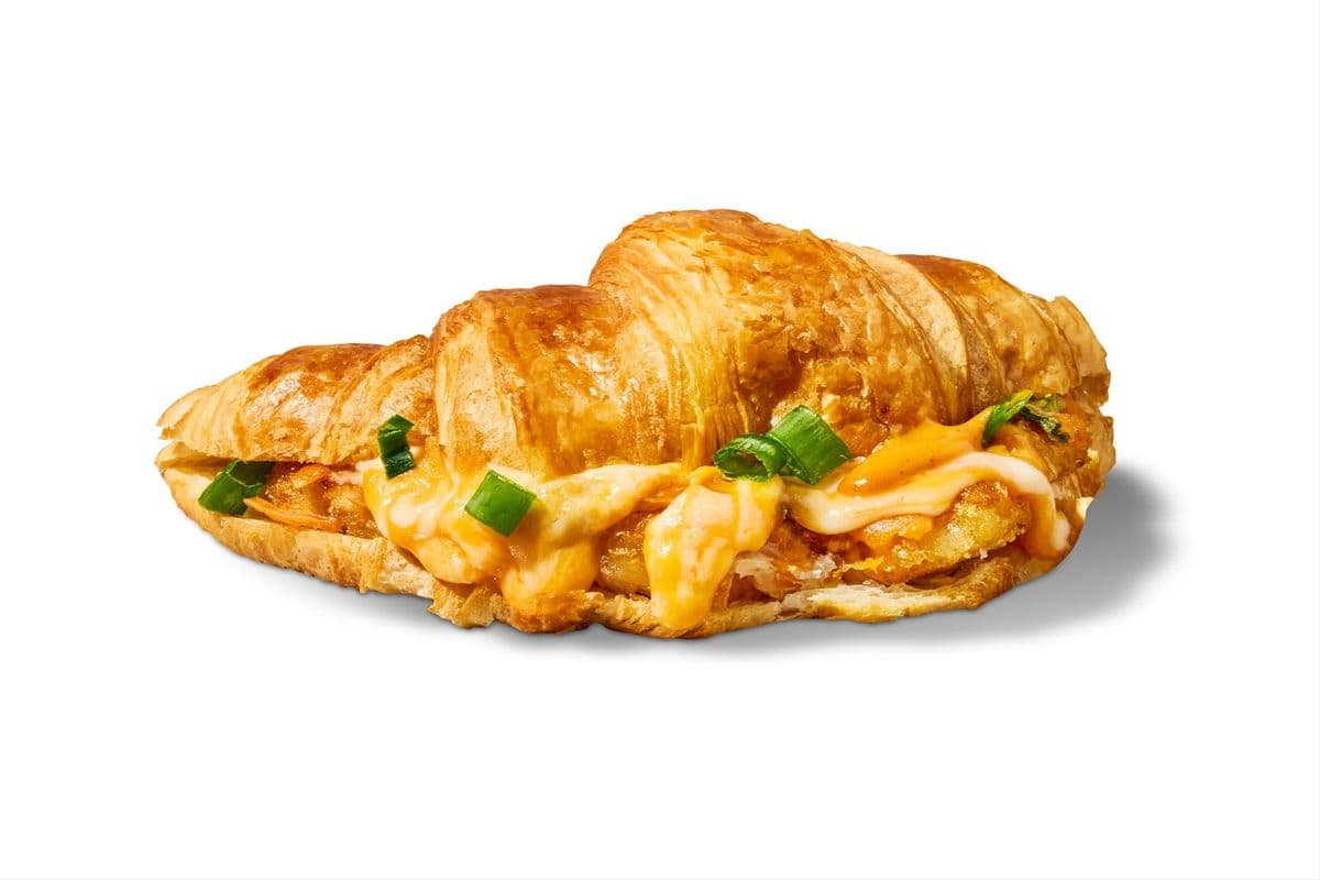 Spicy Potato Croissant (402 Cal)