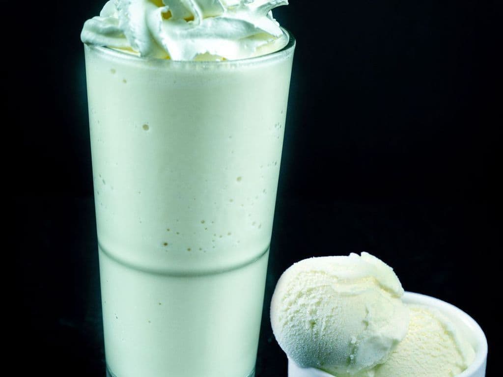 Vanilla milk shake