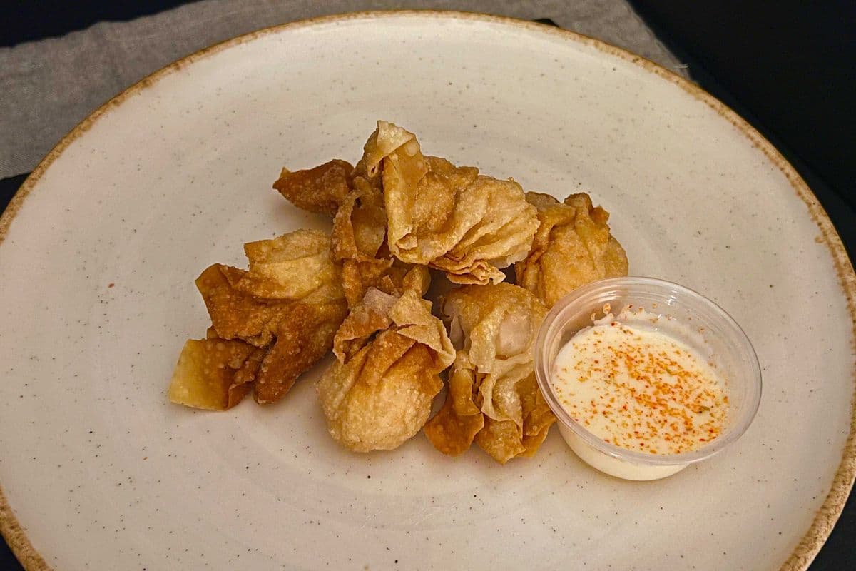 Crispy Wontons (6 Pcs)