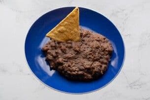 12oz frijoles refritos / 12oz Refried Frijoles
