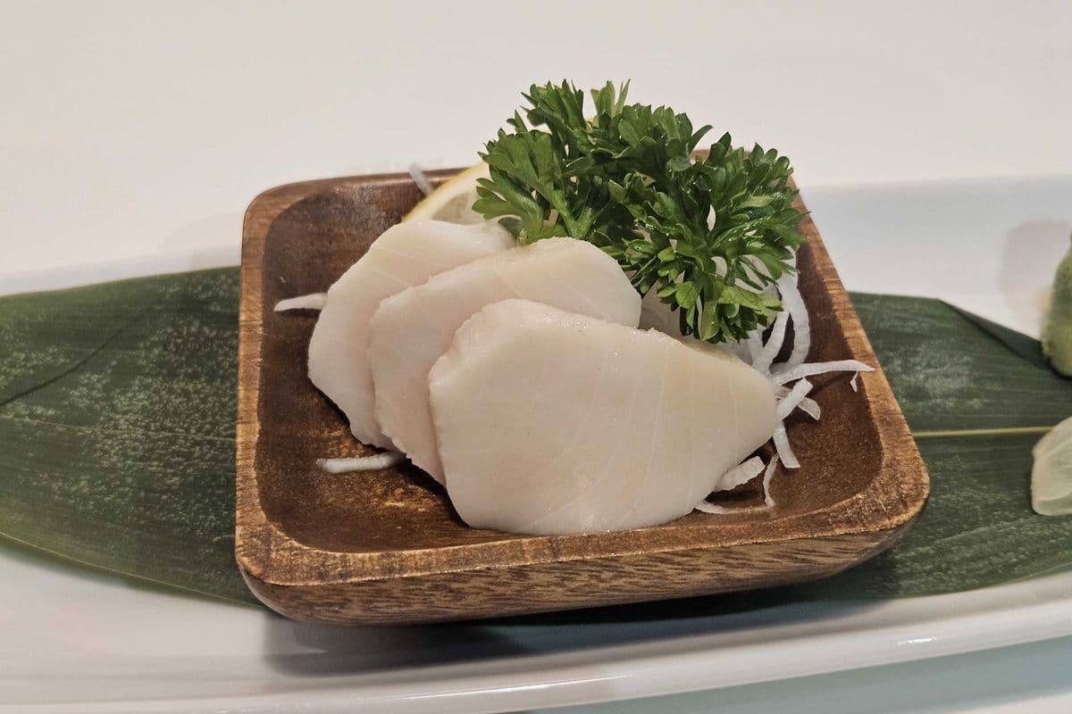 Butter Fish Sashimi (3pcs)