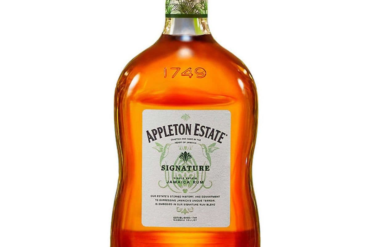 Appleton Estate Signature Jamaica Rum (750 ml) (1 x 750 ml)