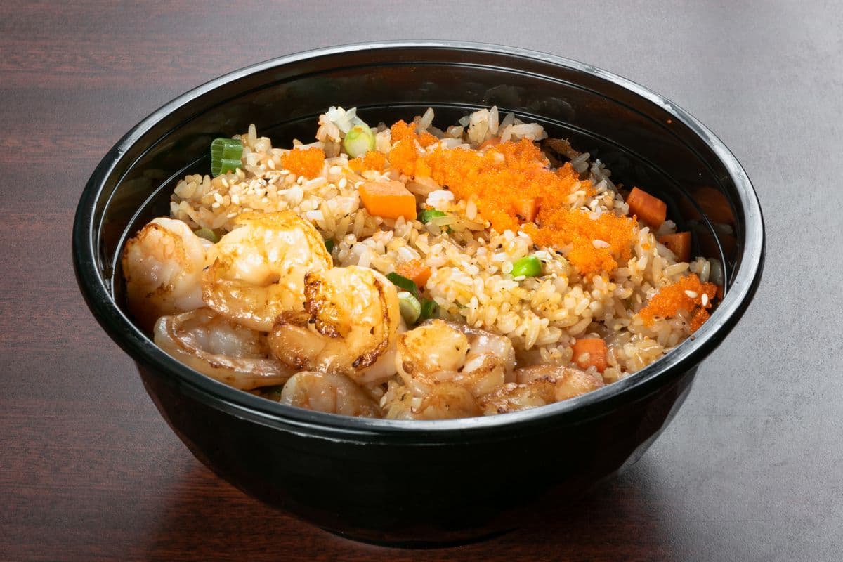 Riz frit à la japonaise aux crevettes / Japanese style fried rice Shrimp