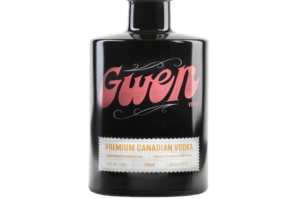 GWEN PREMIUM VODKA (1 x 750ML)
