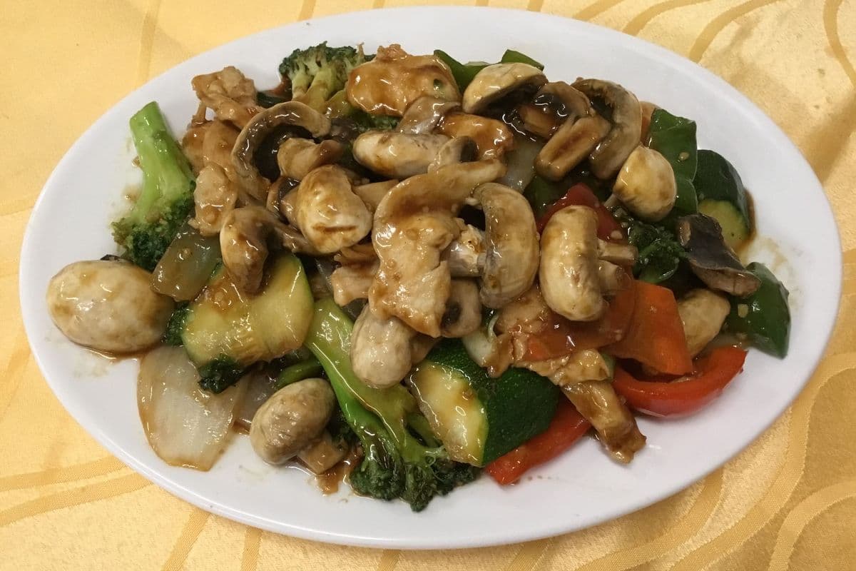 Sliced Chicken with Mushroom