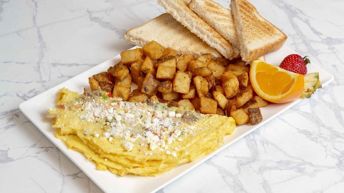 Cheesy Chicken Omelette