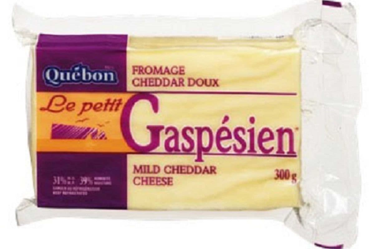 Fromage Cheddar doux Gaspesian Mild Cheddar Cheese (300g)