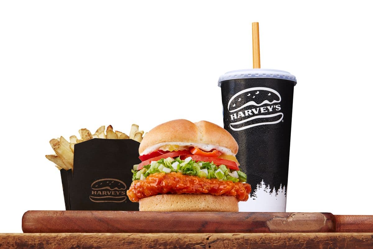 Trio Sandwich au poulet Buffalo / Buffalo Chicken Sandwich Combo