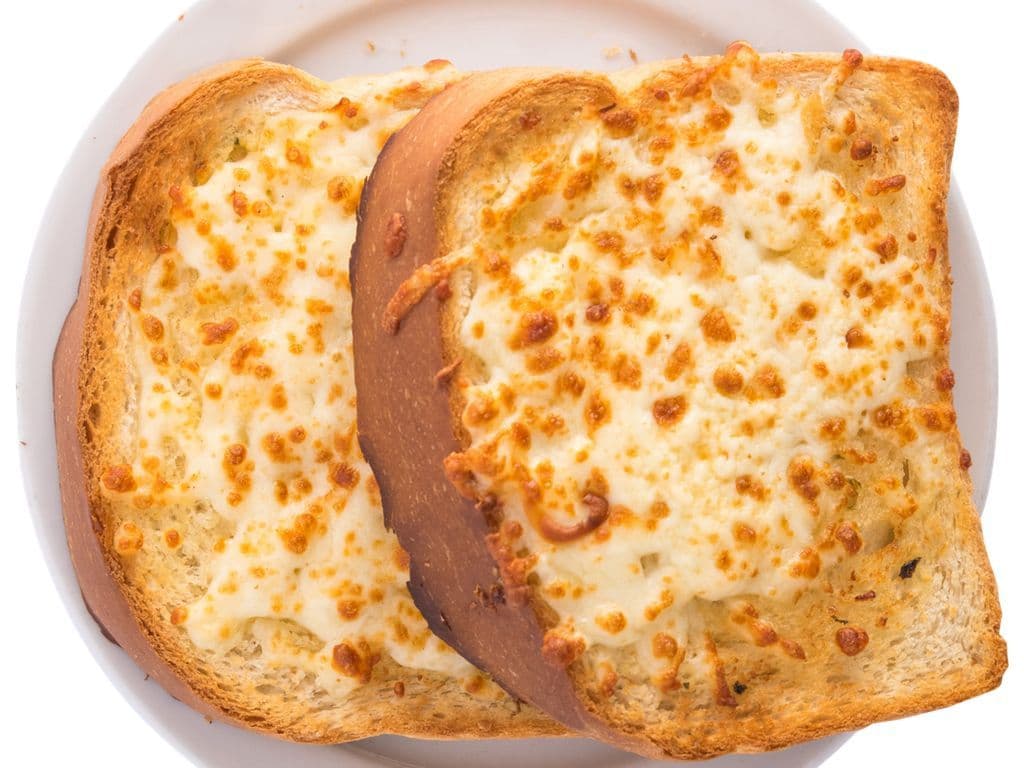 GARLIC CHEESE BREAD