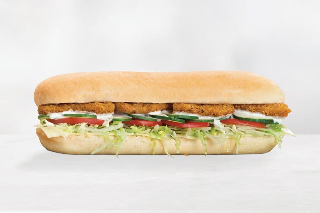 Large Spicy Breaded Chicken Sub Combo / Grand sandwich au poulet pané épicé