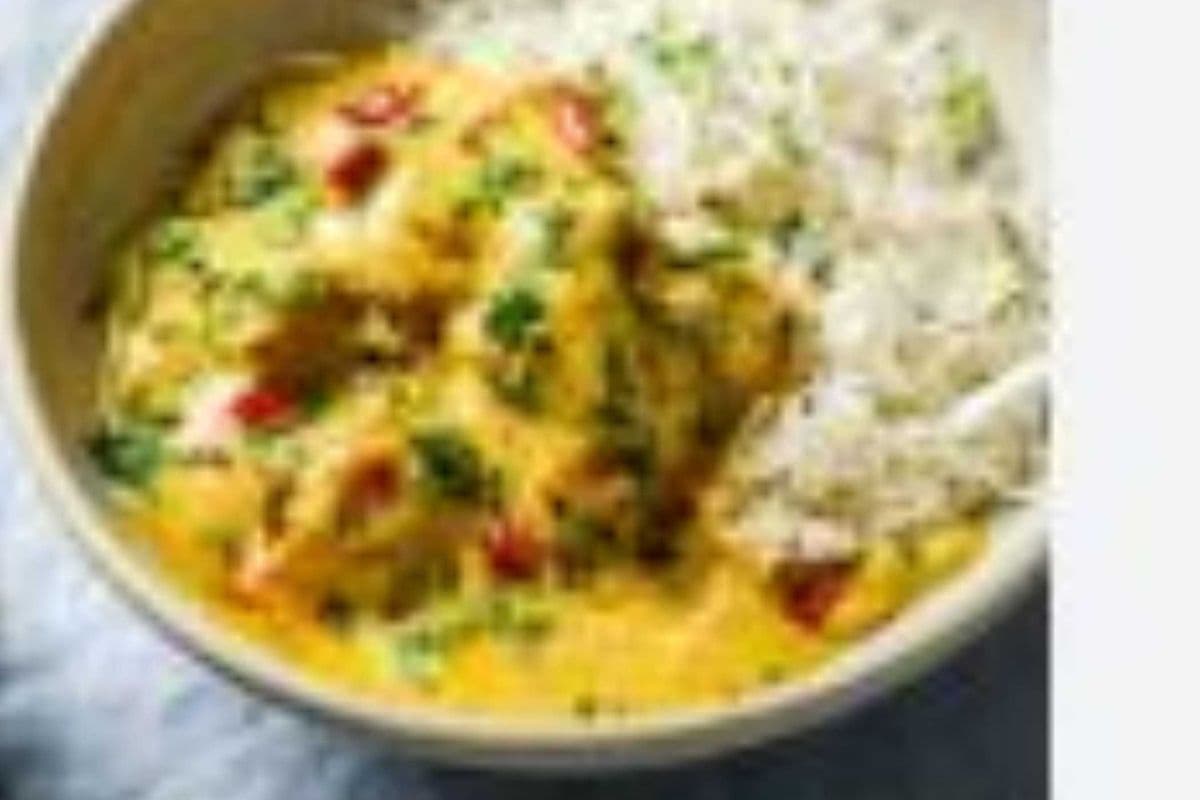 Kadhi Pakora Rice Bowl
